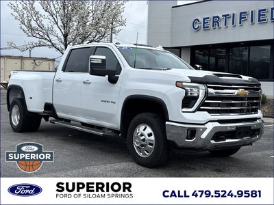 2025 Chevrolet Silverado 3500HD 4X4 LTZ 4DR Crew Cab SB SRW
