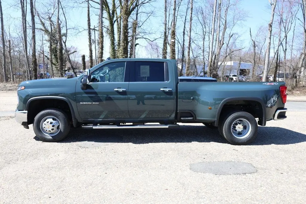 2026 Chevrolet Silverado Hd - $73,995