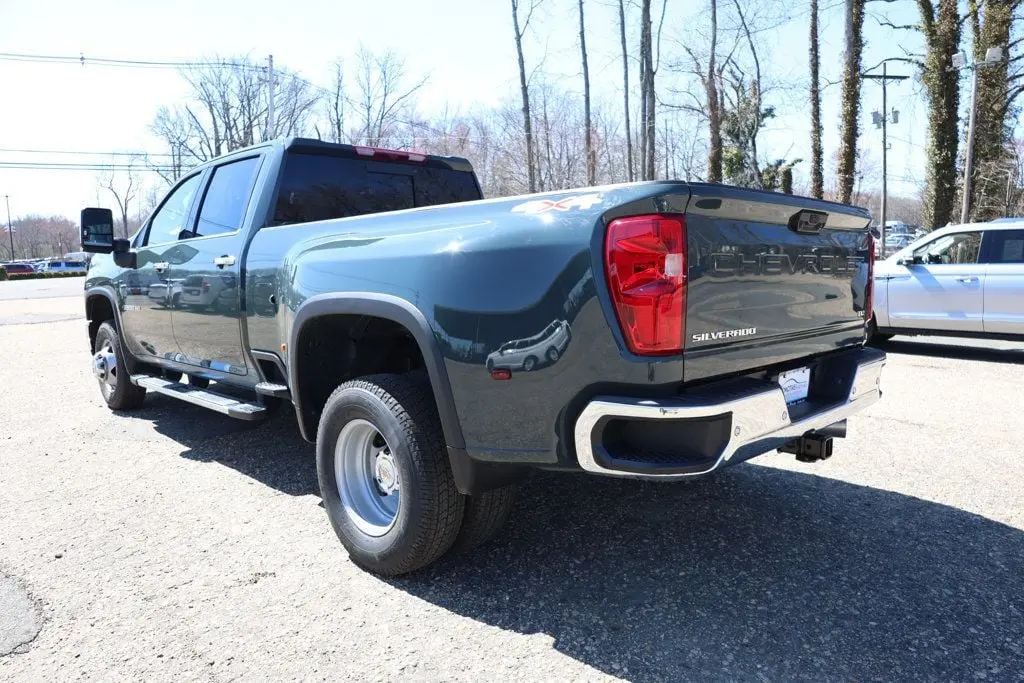 2026 Chevrolet Silverado Hd - $73,995