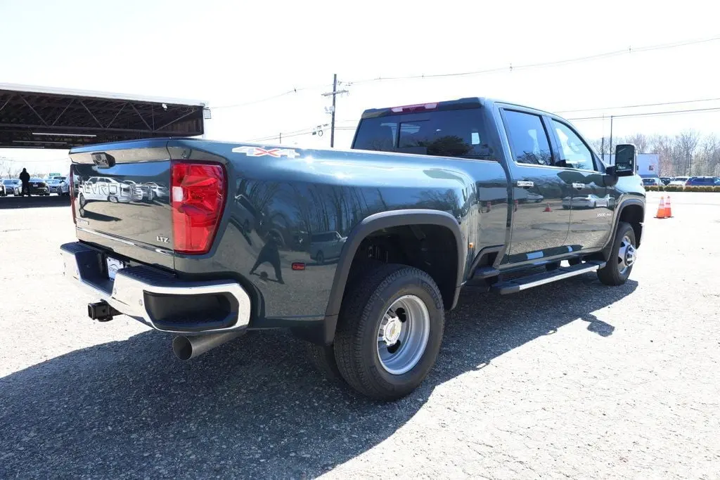 2026 Chevrolet Silverado Hd - $73,995
