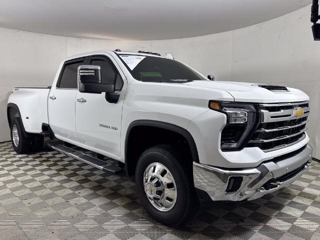 2025 Chevrolet Silverado Hd - $67,900