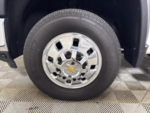 2025 Chevrolet Silverado Hd - $67,900
