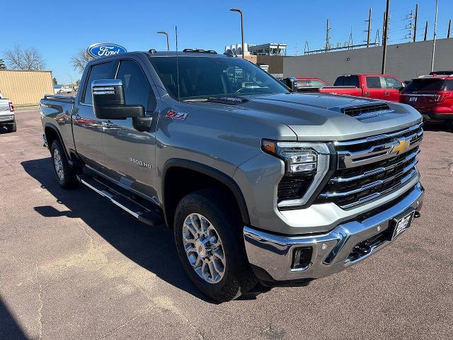 2025 Chevrolet Silverado Hd - $68,900