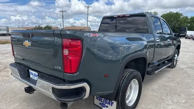 2025 Chevrolet Silverado 3500HD LTZ