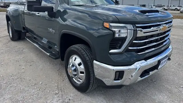 2025 Chevrolet Silverado 3500HD LTZ