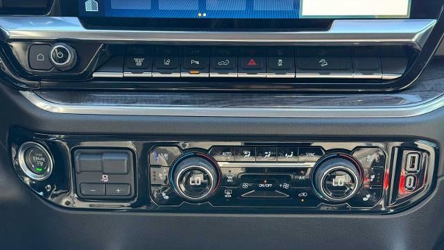 2025 Chevrolet Silverado 3500HD LTZ