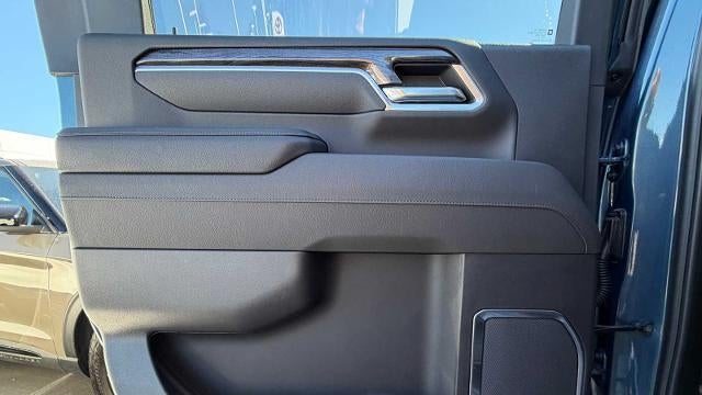 2025 Chevrolet Silverado 3500HD LTZ
