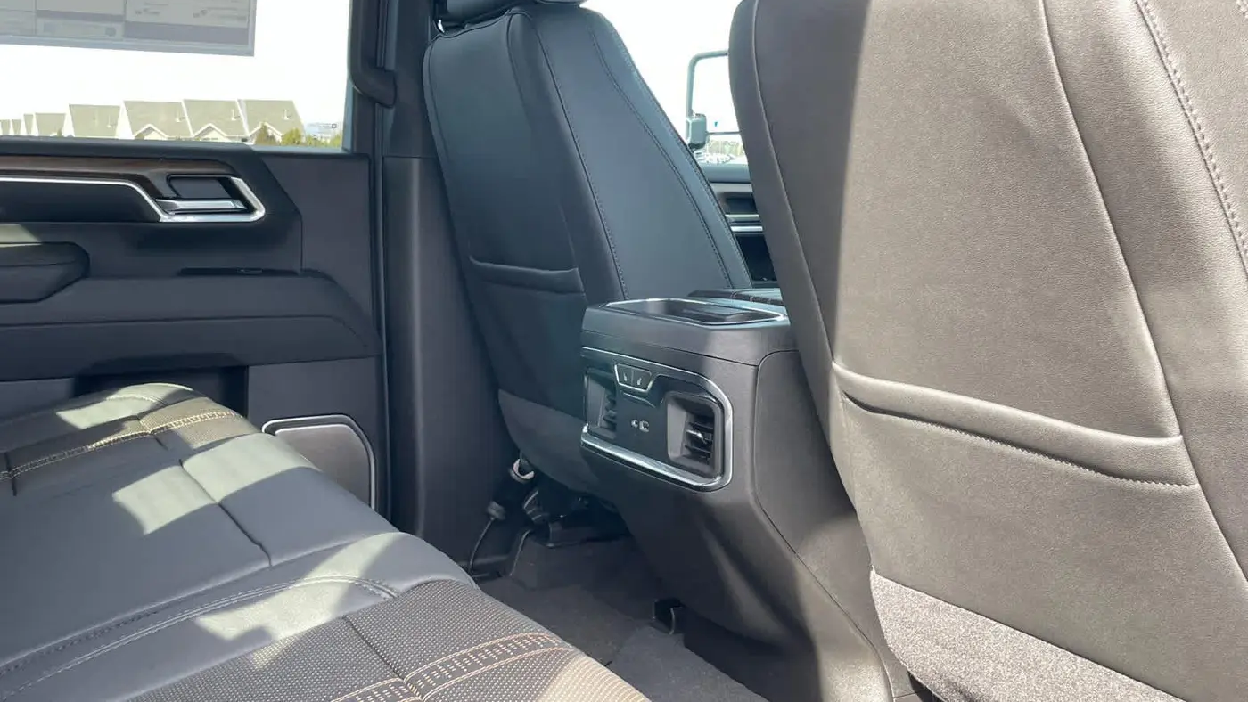 2026 Chevrolet Silverado 3500HD High Country