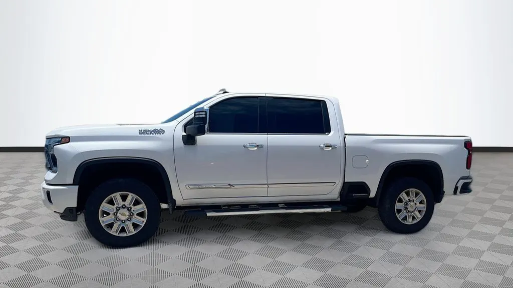 2025 Chevrolet Silverado 3500HD High Country
