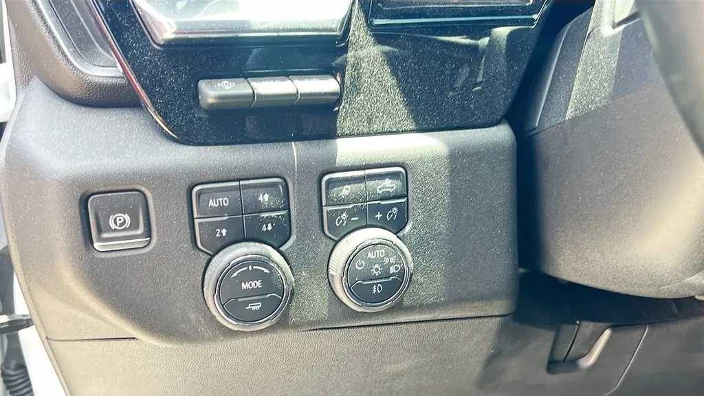 2025 Chevrolet Silverado 3500HD High Country
