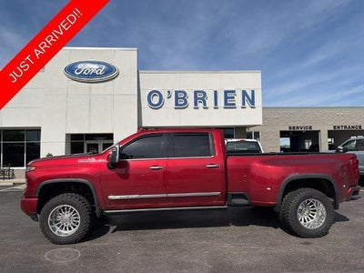 2025 Chevrolet Silverado 3500HD 4X4 High Country 4DR Crew Cab SB SRW