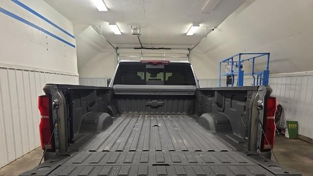 2025 Chevrolet Silverado 3500HD High Country