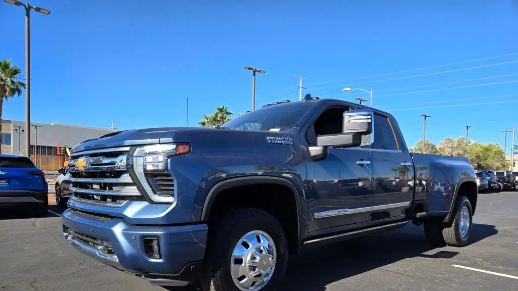2025 Chevrolet Silverado 3500HD High Country