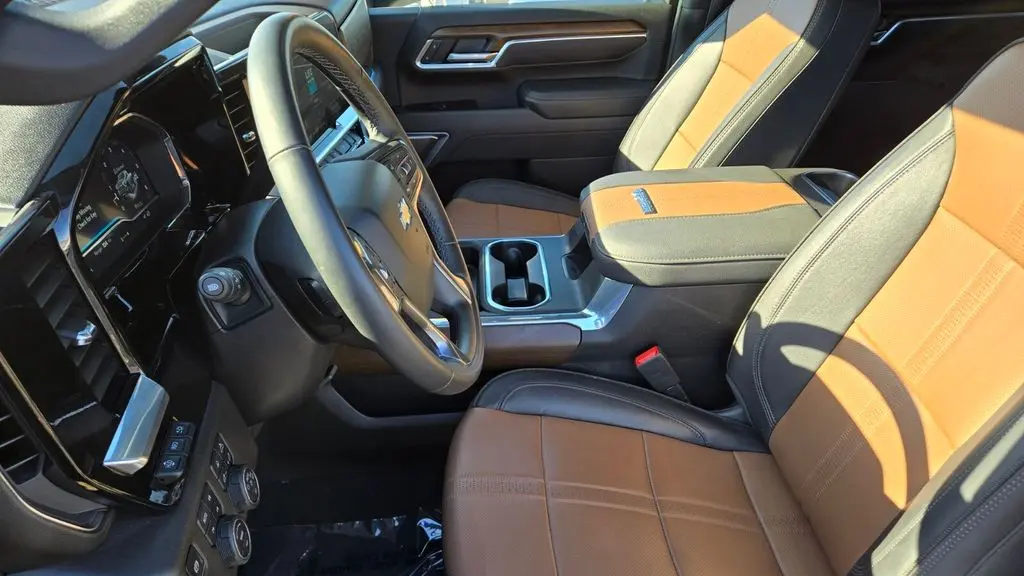 2025 Chevrolet Silverado 3500HD High Country