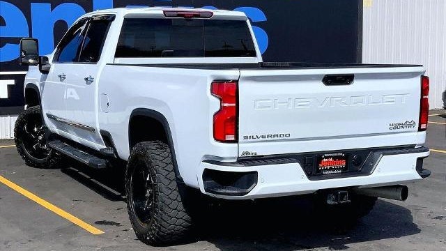 2026 Chevrolet Silverado 3500HD High Country