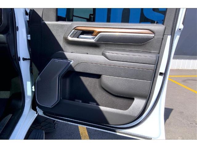 2026 Chevrolet Silverado Hd - $81,995