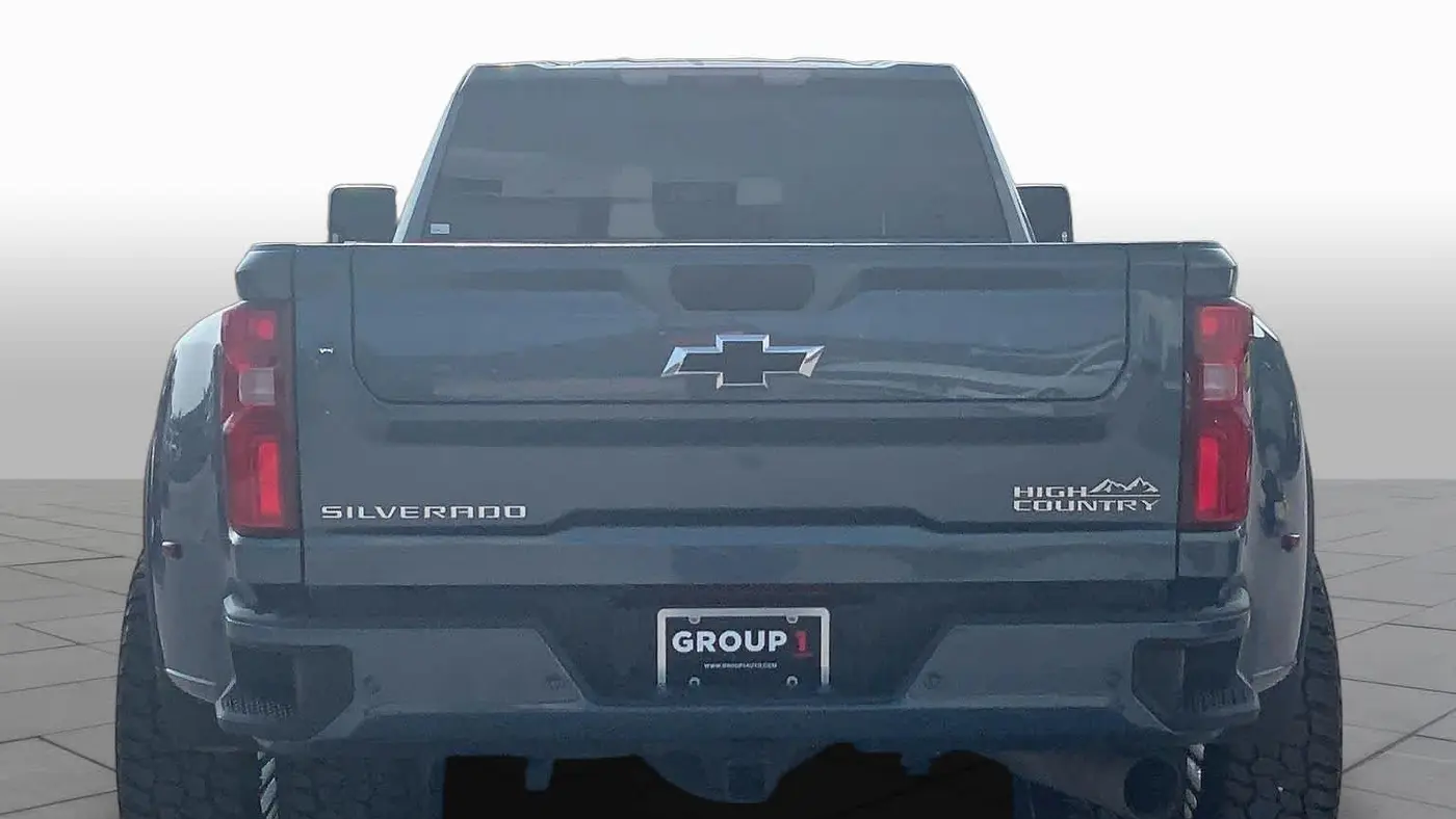 2025 Chevrolet Silverado 3500HD High Country