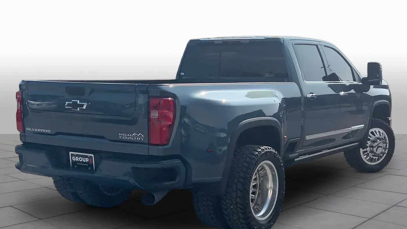 2025 Chevrolet Silverado 3500HD High Country