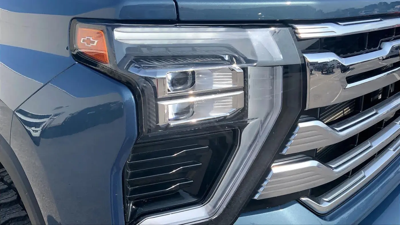 2025 Chevrolet Silverado 3500HD High Country