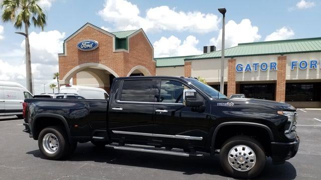 2025 Chevrolet Silverado 3500HD High Country