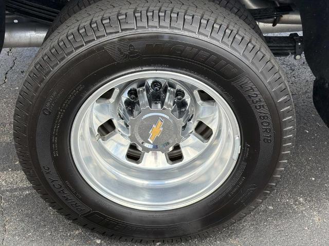 2025 Chevrolet Silverado Hd - $84,598