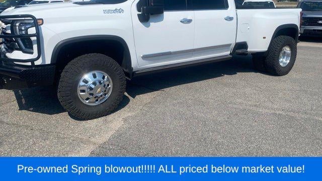 2025 Chevrolet Silverado 3500HD High Country