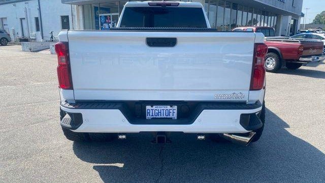 2025 Chevrolet Silverado 3500HD High Country