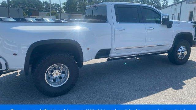 2025 Chevrolet Silverado 3500HD High Country