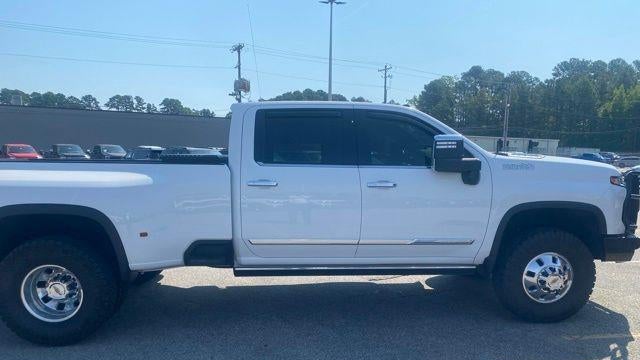 2025 Chevrolet Silverado 3500HD High Country