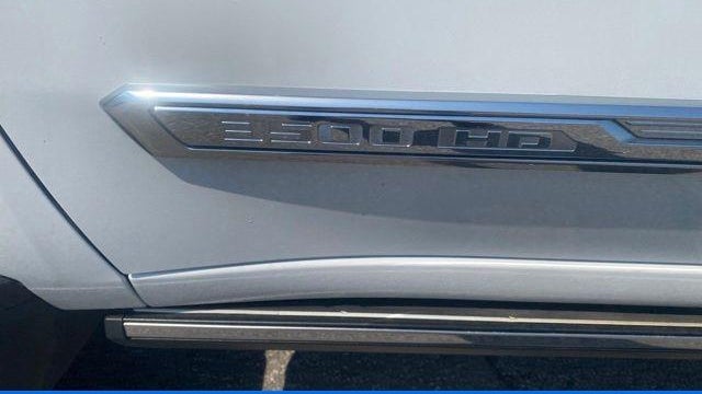 2025 Chevrolet Silverado 3500HD High Country