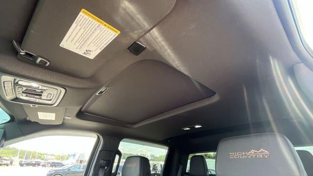 2025 Chevrolet Silverado 3500HD High Country