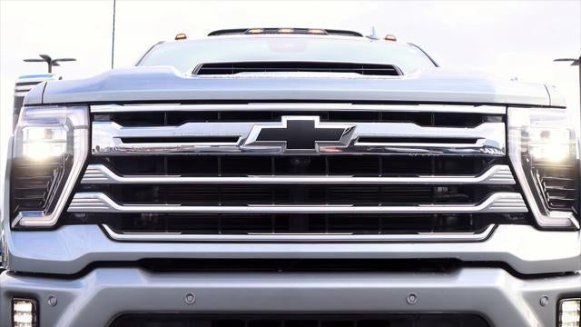 2025 Chevrolet Silverado 3500HD High Country