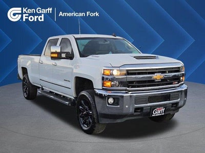 2019 Chevrolet Silverado 3500HD 4X4 LTZ 4DR Crew Cab SRW