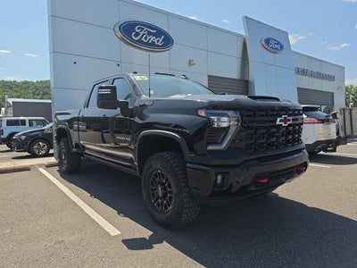 2025 Chevrolet Silverado 2500HD 4X4 ZR2 4DR Crew Cab SB