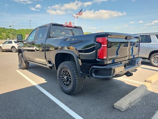 2025 Chevrolet Silverado Hd - $71,500
