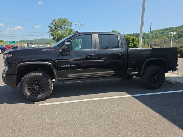 2025 Chevrolet Silverado Hd - $71,500