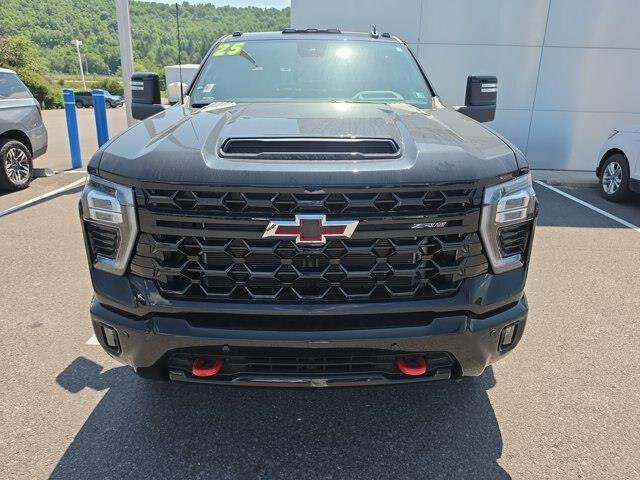 2025 Chevrolet Silverado Hd - $71,500
