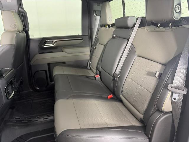 2026 Chevrolet Silverado Hd - $74,998