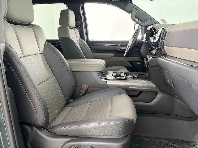 2026 Chevrolet Silverado Hd - $74,998