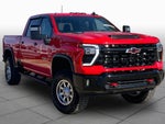 2025 Silverado 2500HD Thumbnail 3