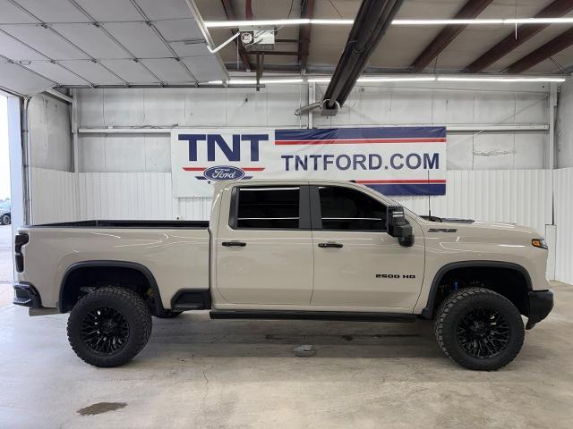 2026 Chevrolet Silverado Hd - $76,500