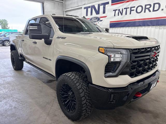 2026 Chevrolet Silverado Hd - $76,500