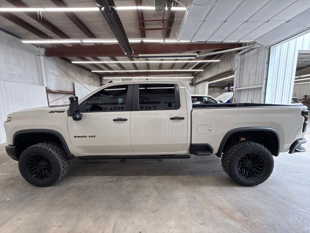 2026 Chevrolet Silverado Hd - $76,500