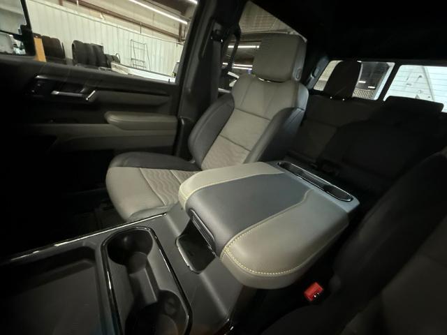 2026 Chevrolet Silverado Hd - $76,500