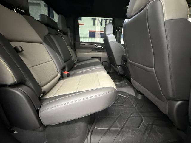 2026 Chevrolet Silverado Hd - $76,500