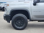 2026 Silverado 2500HD Thumbnail 9