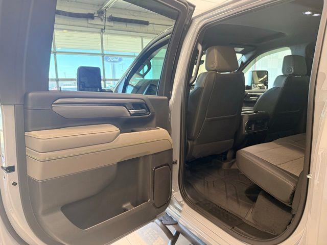 2025 Chevrolet Silverado Hd - $74,703