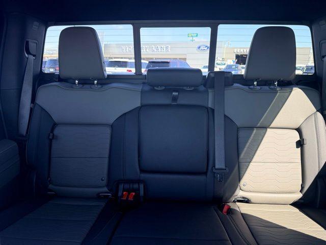 2025 Chevrolet Silverado Hd - $74,703
