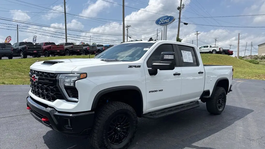 2025 Chevrolet Silverado 2500HD ZR2