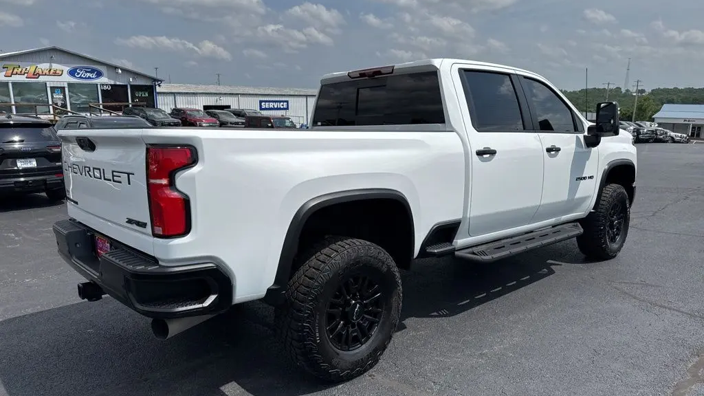 2025 Chevrolet Silverado 2500HD ZR2